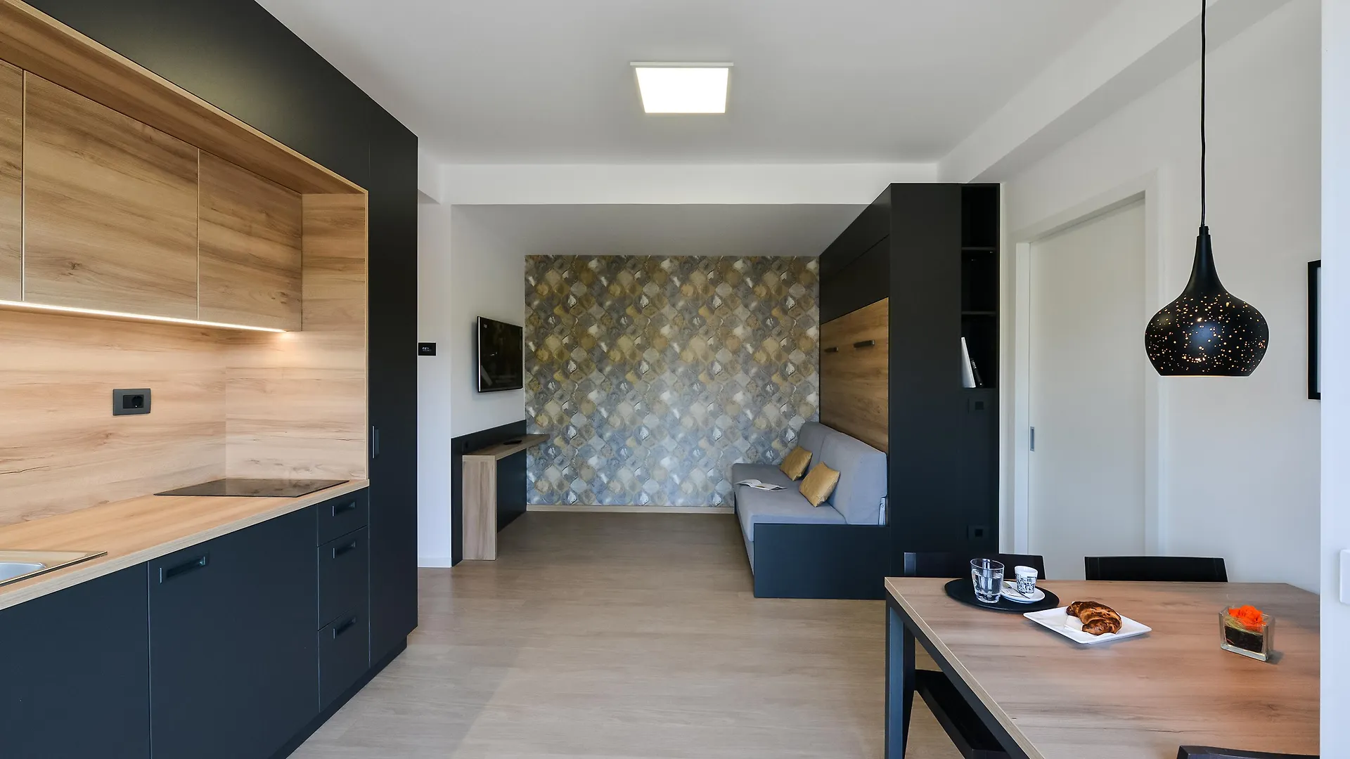Ahotel Lublana 4*,