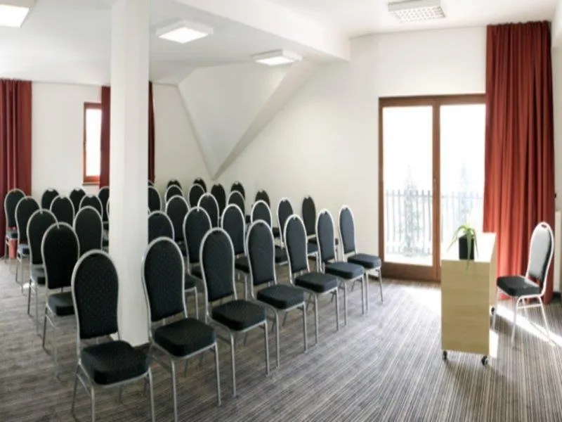 Ahotel Lublana